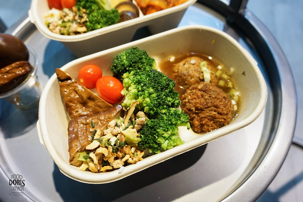 《食記》台北士林【円点号】日本地鐵主題風X在電車中吃雪花冰X劍潭捷運站 - 第16張圖 DSC08785