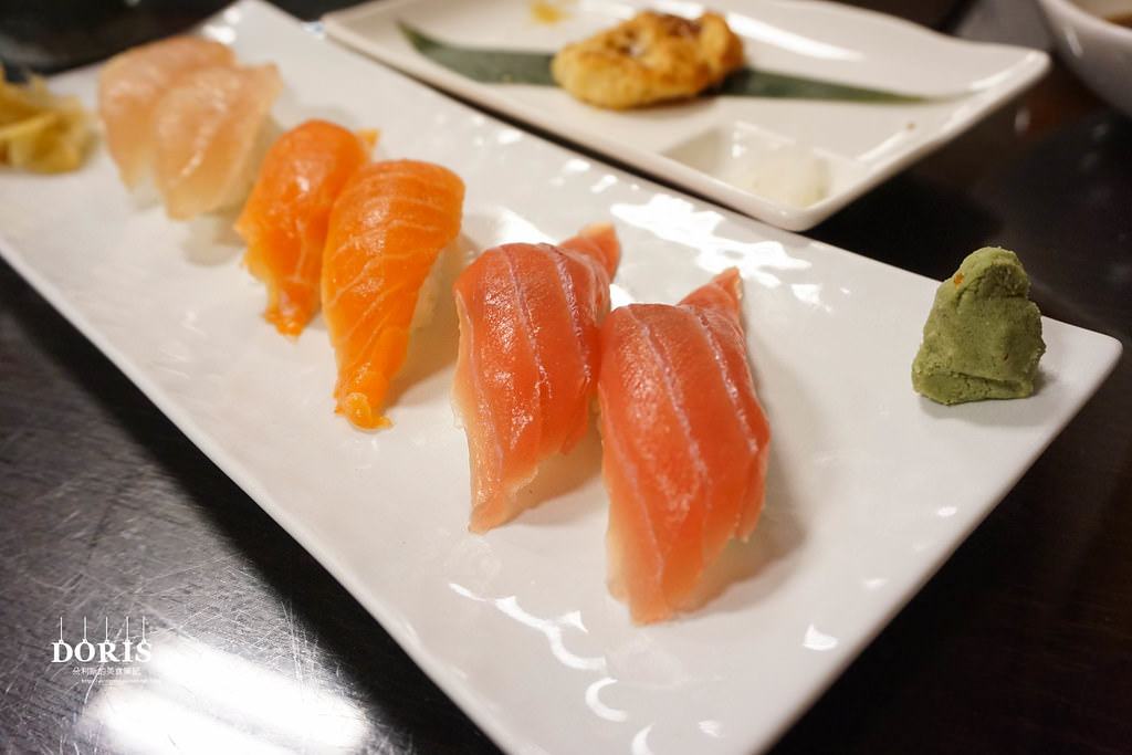 ♚食記♚台北中山【鮨老大 】鮨壽司 旗魚黑輪片 雞翅明太子 鹽烤鯖魚 火烤壽司 鮨丼 刺生丼 12盎司沙朗牛排丼 炸蝦 鹽烤豬五花串 揚出豆腐 綜合生魚片 溫泉蛋 星鰻手卷 平價日式 日本料理 居酒屋 天津街 捷運中山站 - 第17張圖 DSC02515