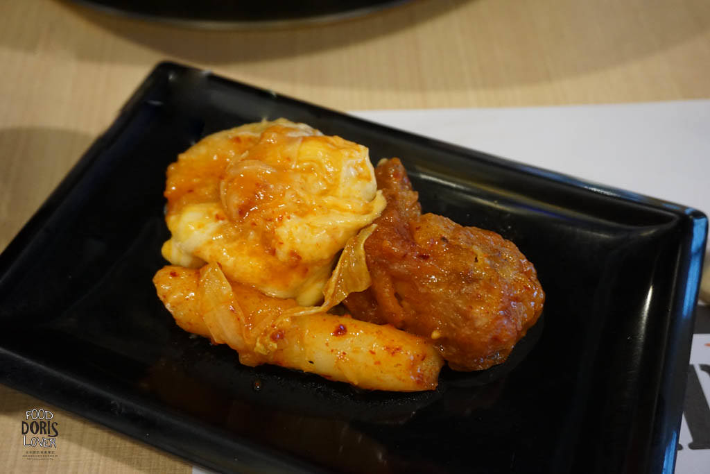 《食記》台北萬華【OMAYA春川炒雞(西門町)】起司春川炒雞X辛普森部隊鍋X維蘇威火山鍋 - 第22張圖 DSC04666