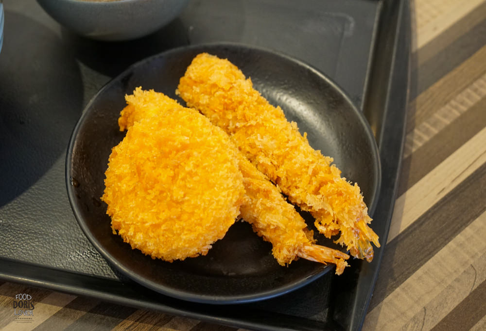 男子漢拉麵食堂》士林美食餐廳推薦-拉麵免費加麵吃很飽｜滿滿的牛肉丼飯