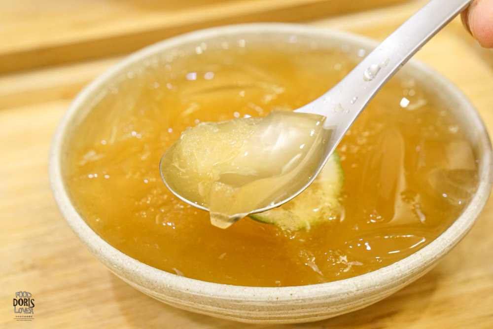 邱太太甜品坊》中山豆花美食推薦-料多實在的好吃剉冰|芋頭大塊綿密 - 第7張圖 邱太太甜品坊》中山豆花美食推薦-料多實在的好吃剉冰|芋頭大塊綿密