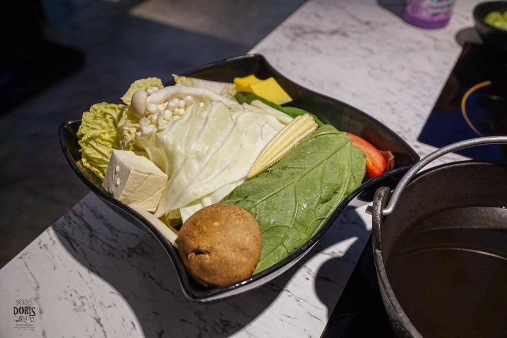 七海鍋物》中山美食餐廳推薦-點2個套餐還送一盤肉|當月壽星還加碼送海鮮 - 第9張圖 七海鍋物》中山美食餐廳推薦-點2個套餐還送一盤肉|當月壽星還加碼送海鮮
